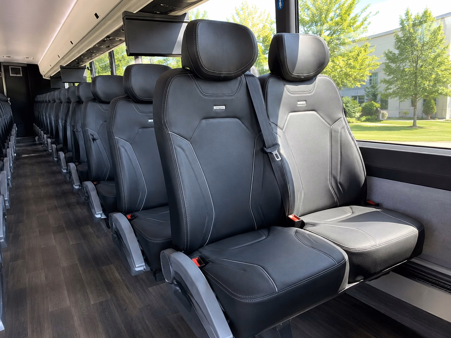 charter buses to chattahoochee nature center and outdoor education sites near johns creek