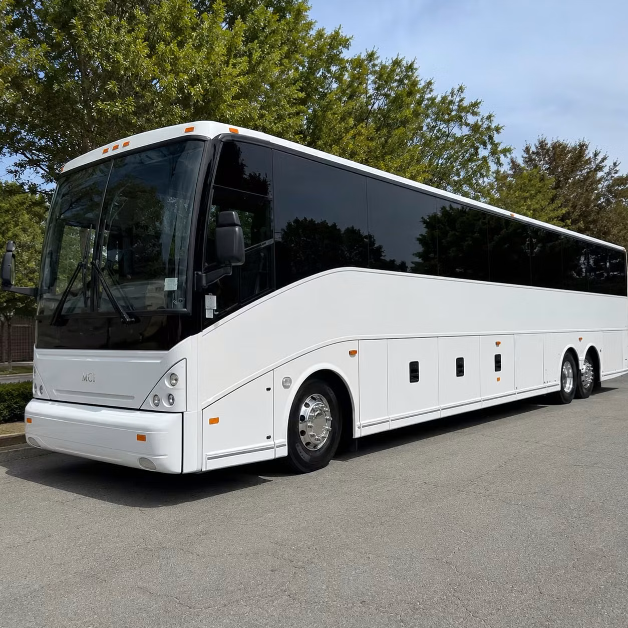 corporate airport shuttles for johns creek s business corridor