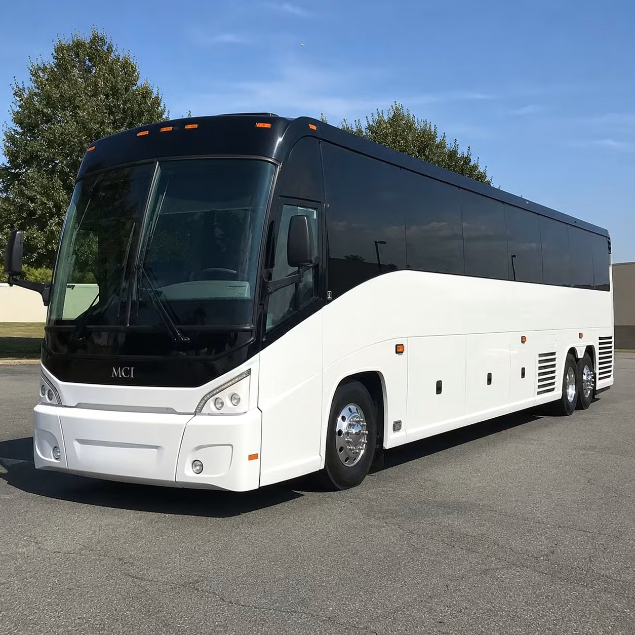 johns creek corporate groups rely on long distance charter bus rentals for retreats and conferences