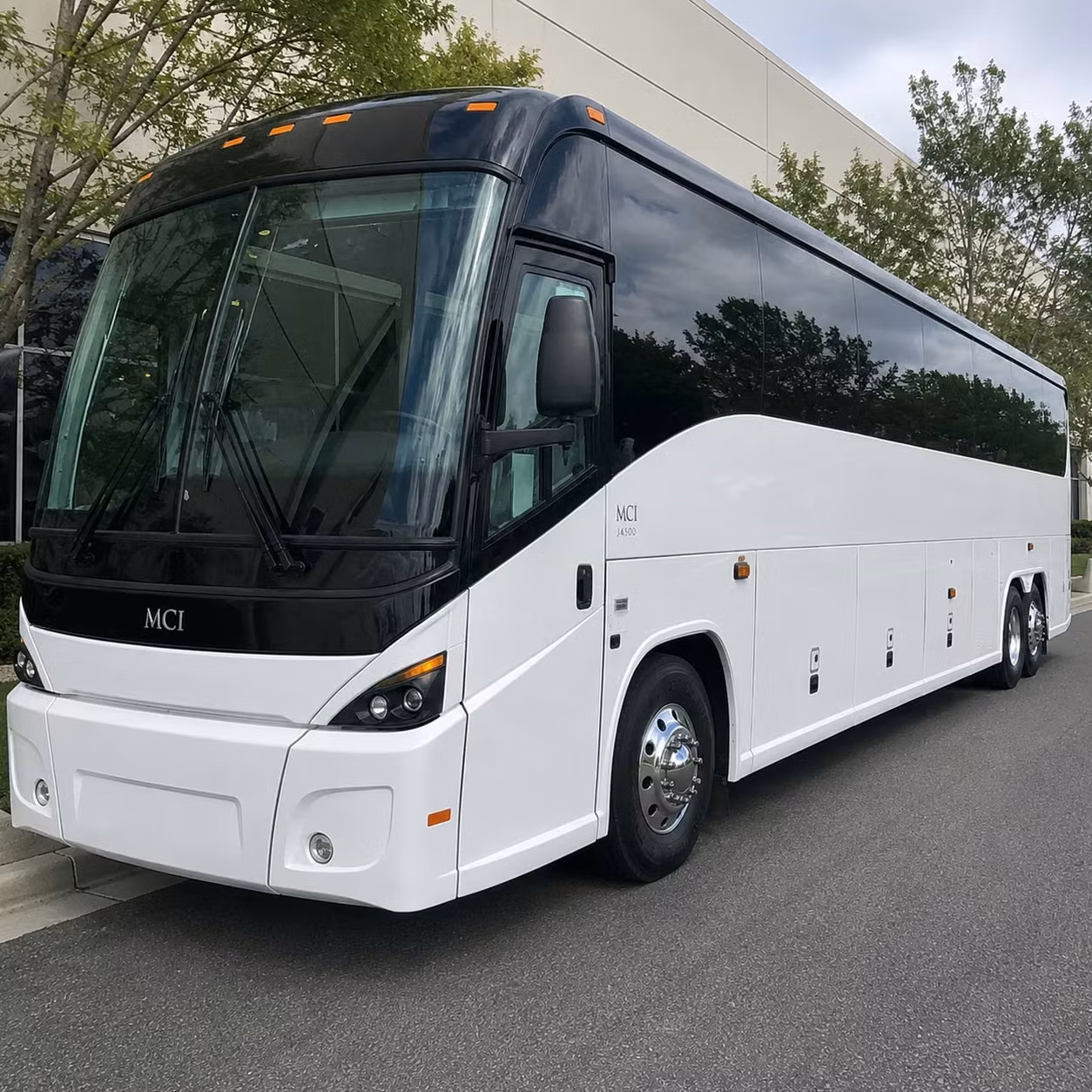 johns creek event shuttles for corporate meetings and offsite events