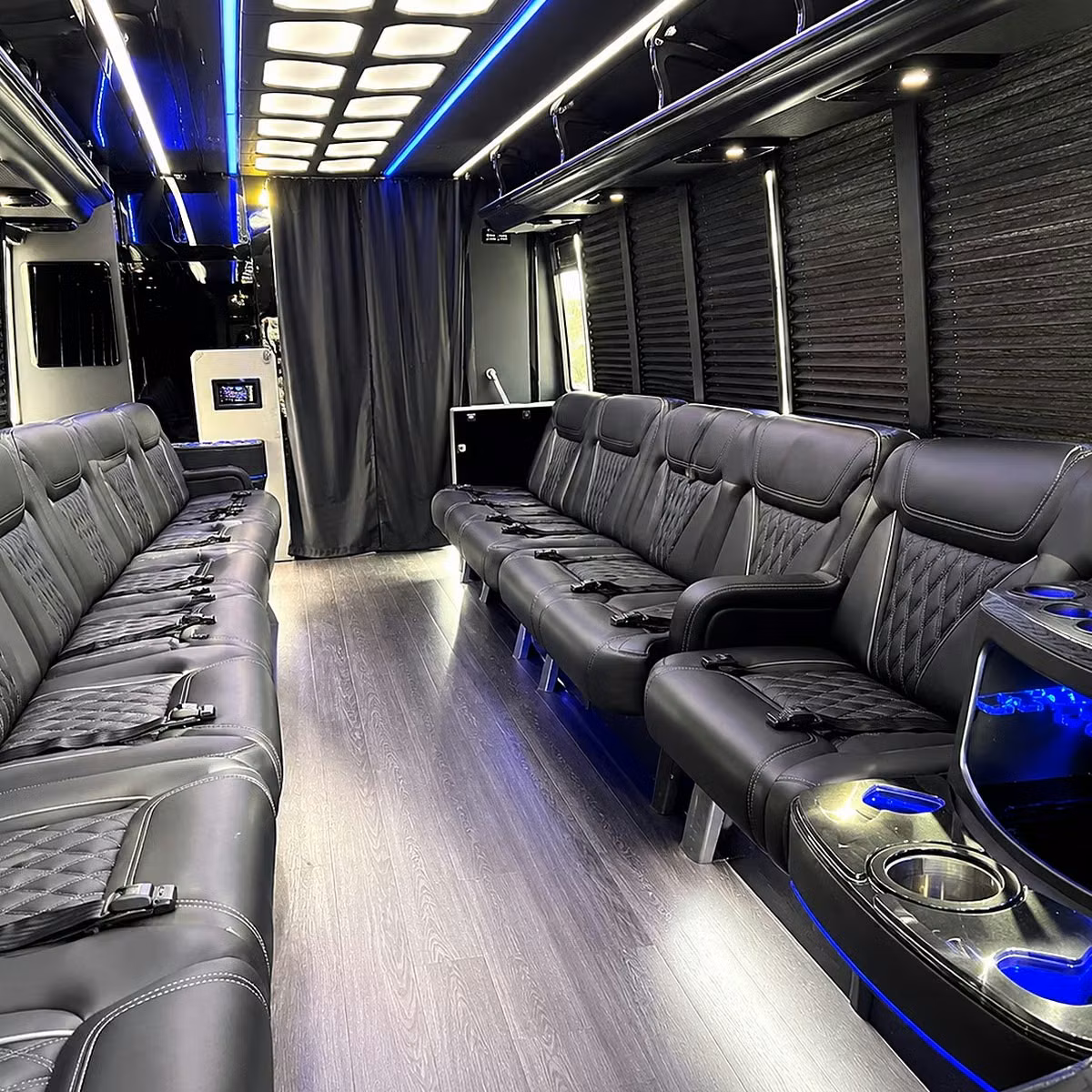party buses for johns creek high school prom groups that want to ride in style